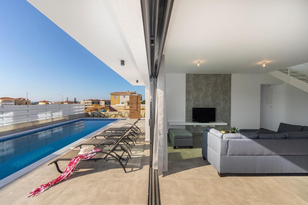 Villa Andre, Walking Distance To Coral Bay Peyia Dış mekan fotoğraf