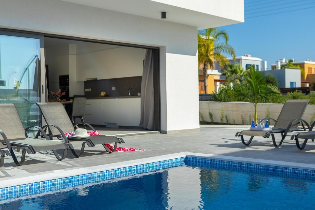 Villa Andre, Walking Distance To Coral Bay Peyia Dış mekan fotoğraf